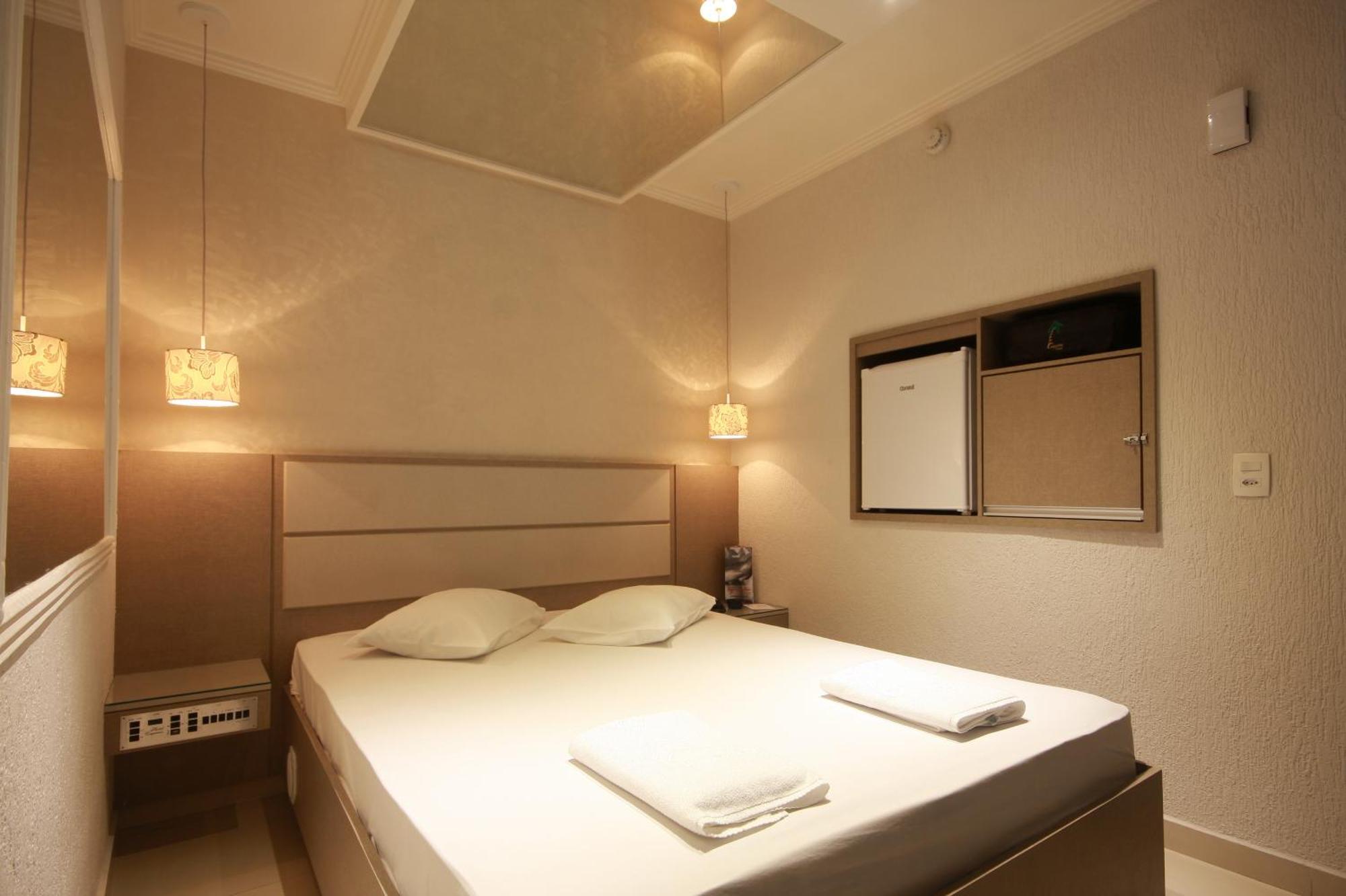 Coqueiros 6 Love hotel